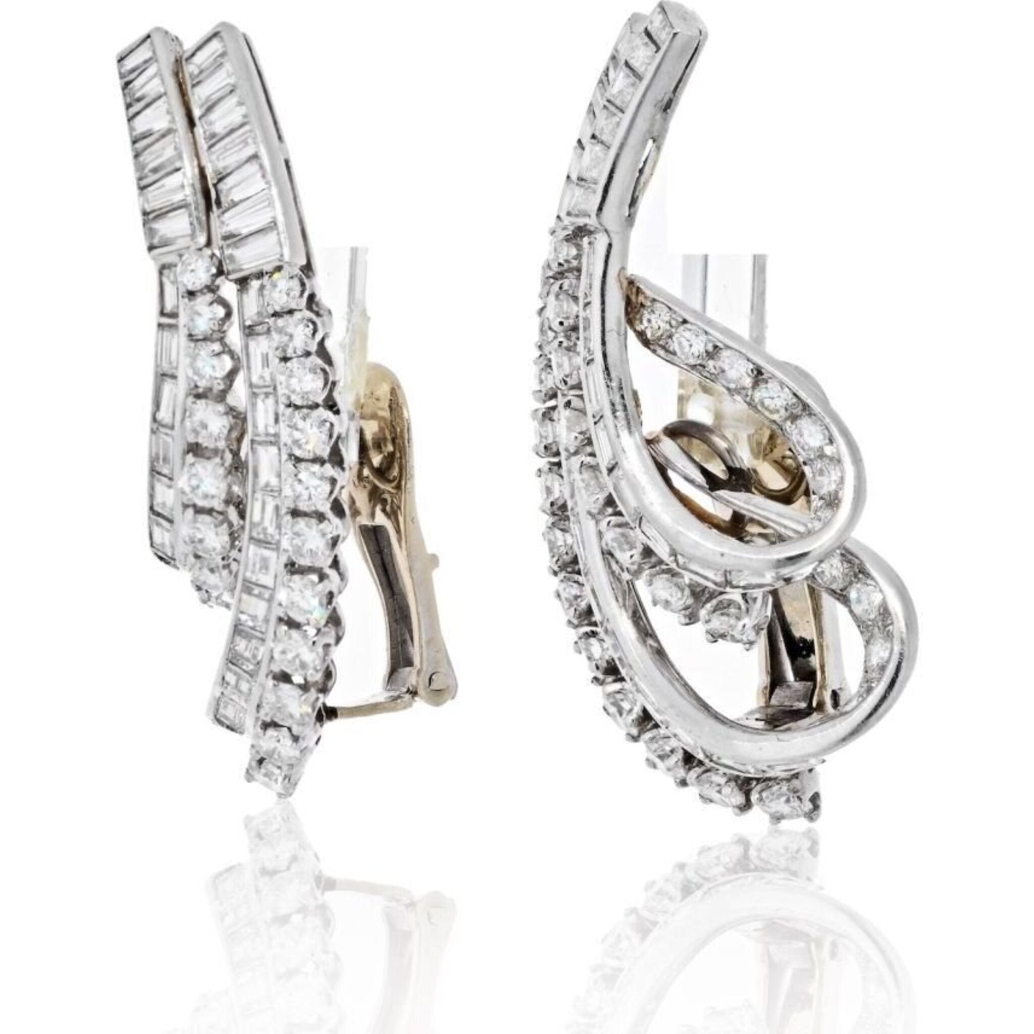 Buy Elegant Women Platinum Earrings- Joyalukkas